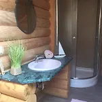 Ház A Tónál / The Lake House Villa Balatonszarszo