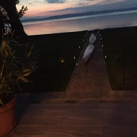 Haz A Tonal / The Lake House バラトンサールソー